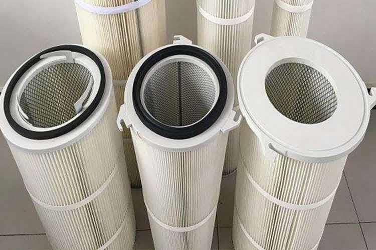 除塵濾筒端蓋為鐵蓋，注膠蓋或鋁蓋，除塵濾筒濾材一般采用優異國產進口濾紙和聚酯纖維濾材